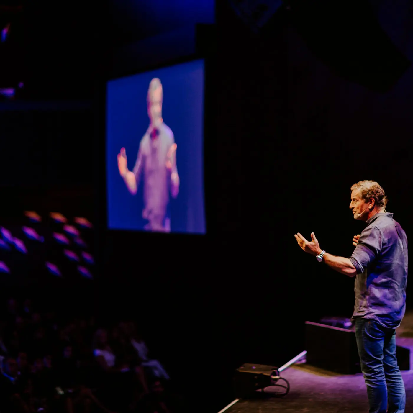 isometric rendering of web design for tast catala